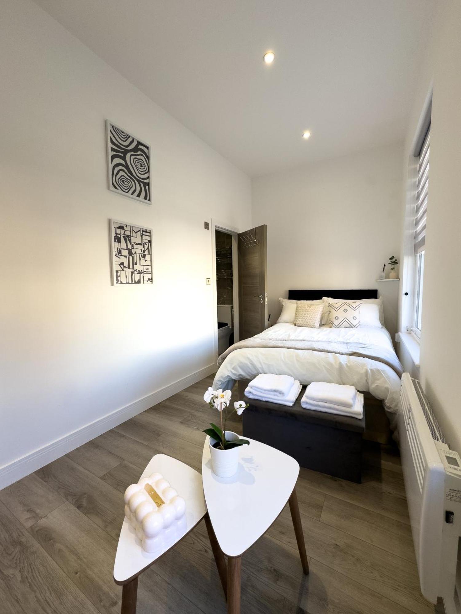 Flat 20 Min From Center * Londra